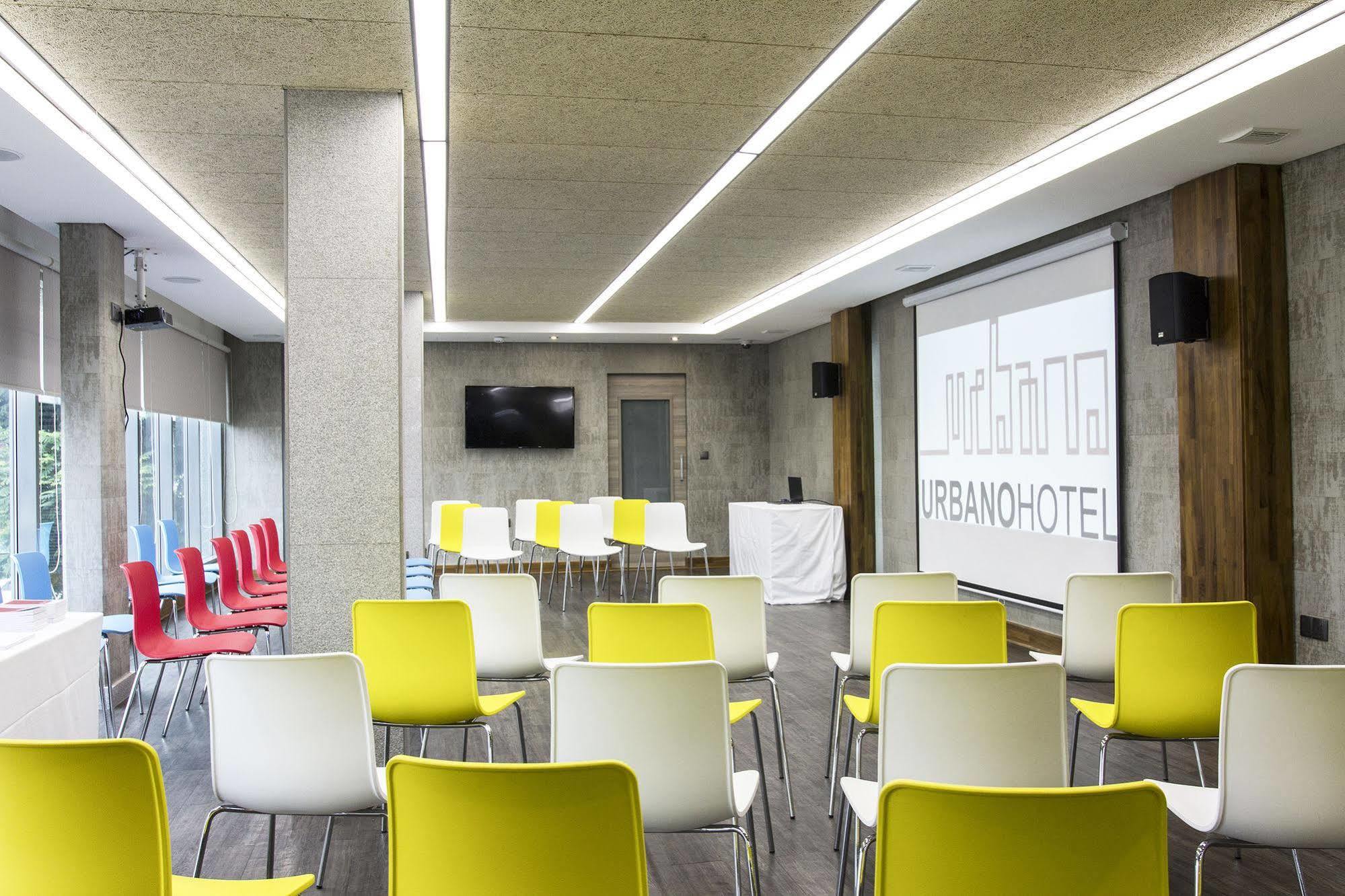 Urbano Hotel By Roots Wiaboman Екстер'єр фото